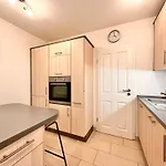 Bellahomes Xl Klima Private Parking Coffeestation Long Airport Frankfurt 30 Min 아파트 *