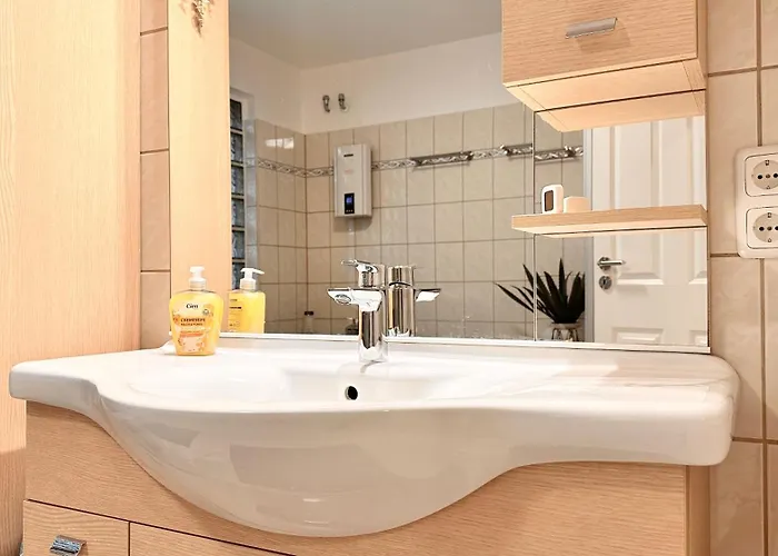 Bellahomes Klima Private Parking Coffeestation Netflix Airport Frankfurt 30 Min Erlensee